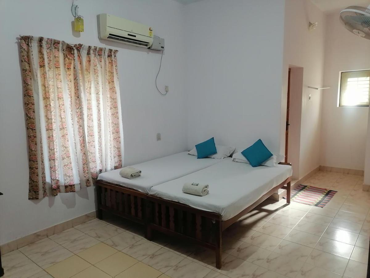 Basuri Beach Resort Varkala Exteriör bild