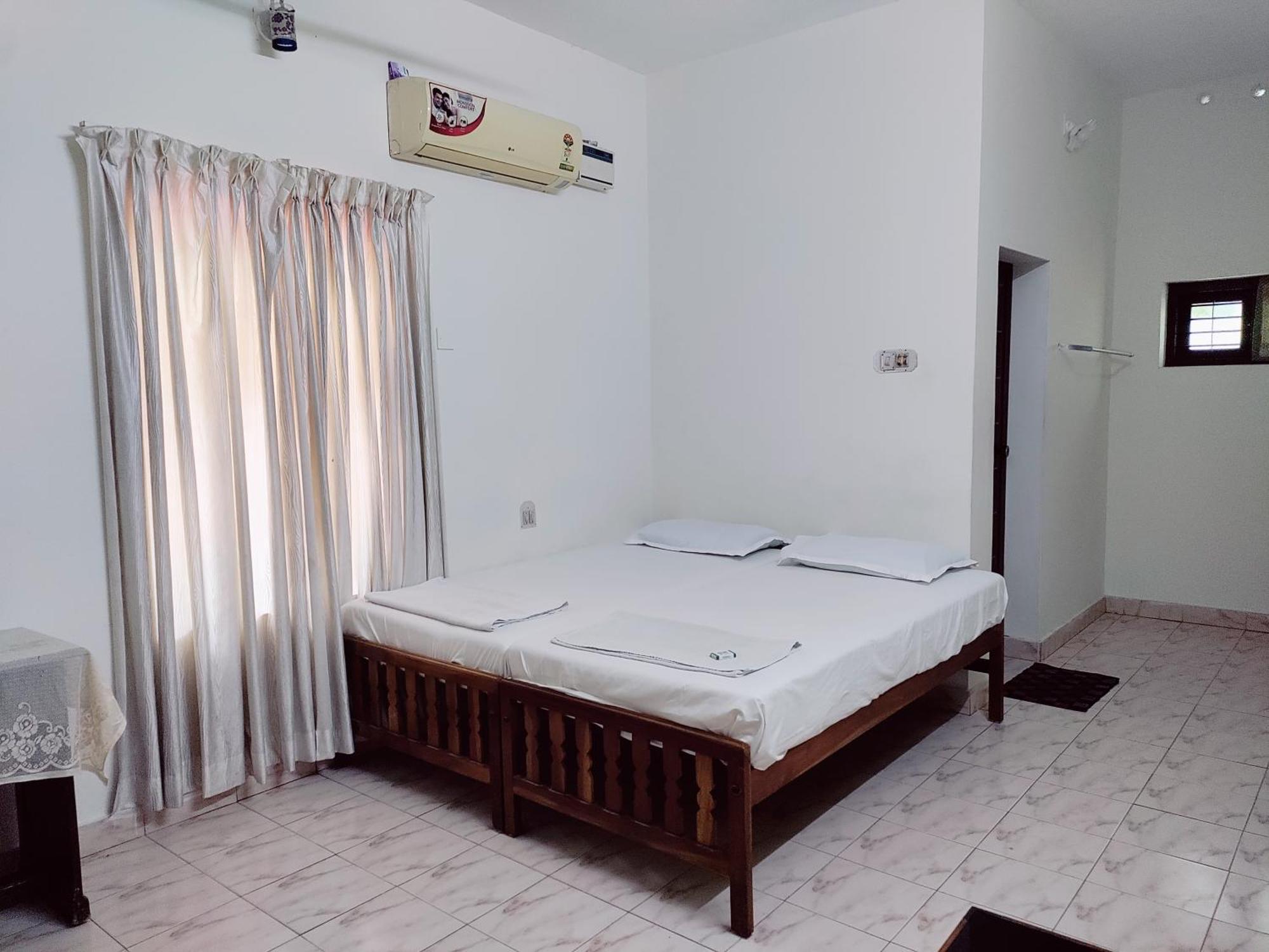 Basuri Beach Resort Varkala Exteriör bild